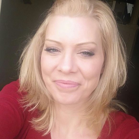Meet your Posher, Linnea - Picture 1 of 1